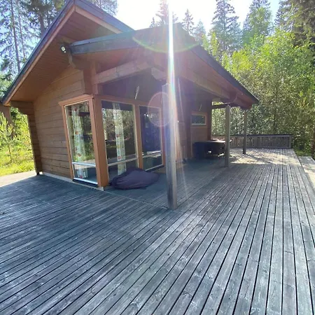 Villa Mukava Moekki Kompleksi Saimaan Rannalla Mikkeli